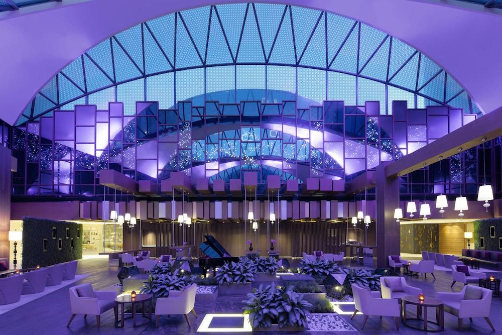 होटल के अलावा Hyatt Regency Creek Heights Residences Dubai