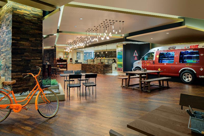 Hyatt Regency Creek Heights Residences होटल के अलावा 5*